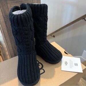 UGG Charcoal Knit Boots with Zipper